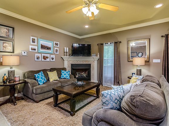 Gas Log Fireplace 