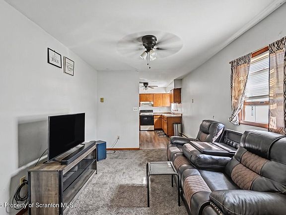 3rd image of 206 Union St #208