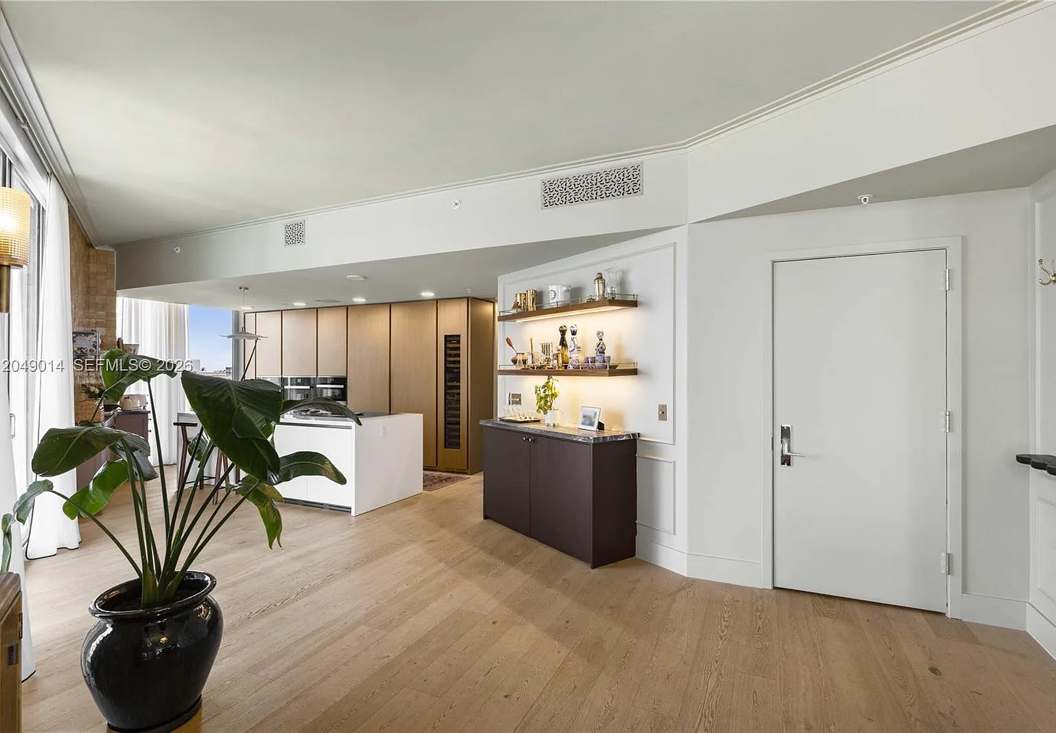 Monaco Yacht Cl & Resid Co — Photo 2