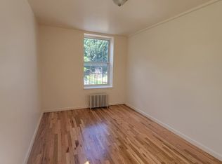 4 Everett St APT 3, New Rochelle, NY 10801