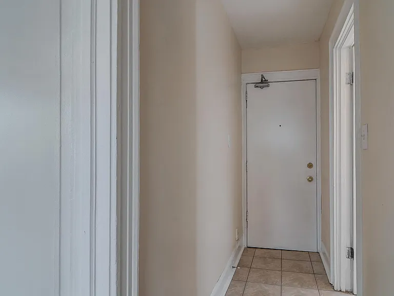 5 Donlands Ave — Photo 5