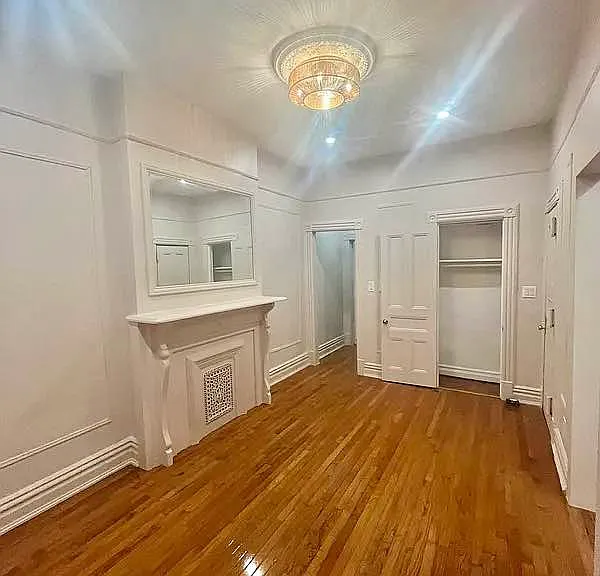 517 Bainbridge St #2 — Photo 15