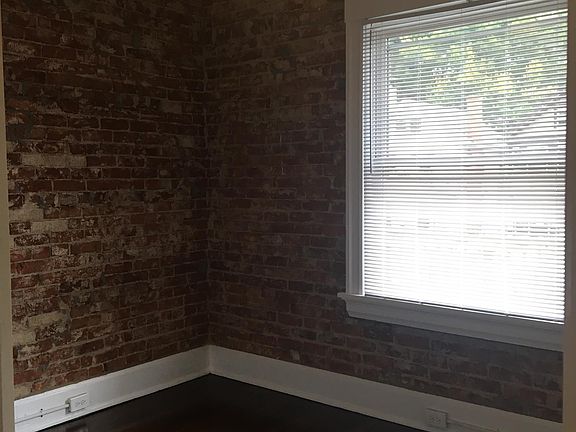 4th image of 221 Kinsey Ave #1