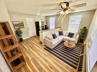 208 S 9th St #5, Wood River, IL 62095