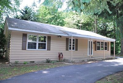 1st image of 33752 Woodland Cir