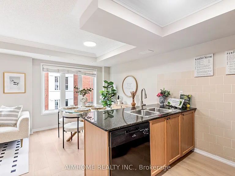 29 Frances Loring Ln #6 — Photo 11