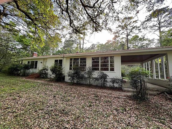 4th image of 1203 Firethorne Ln