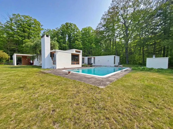 192 Hill Road, Brookline, VT 05345