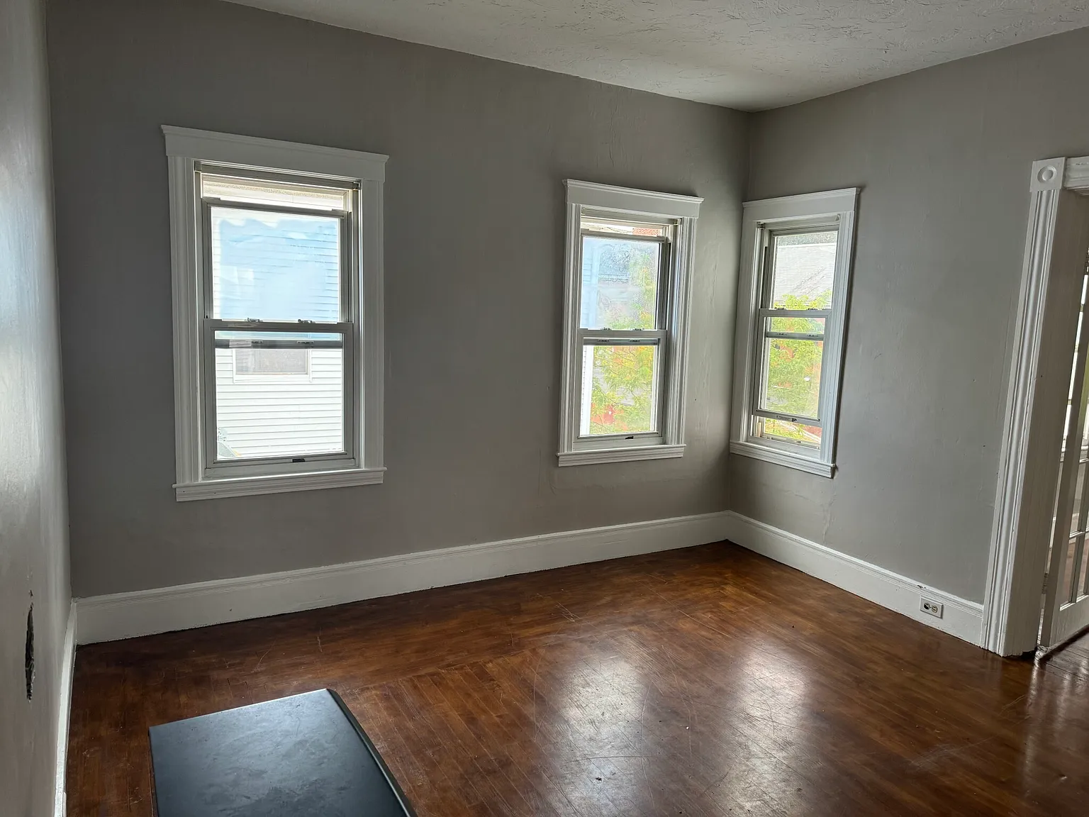 3 bed, $1,800 — Photo 4