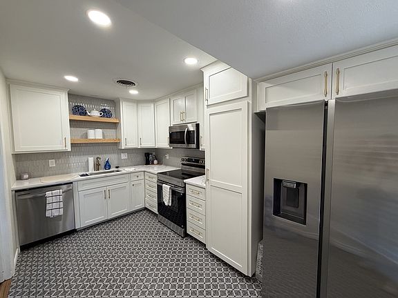 4th image of 2506 29th St