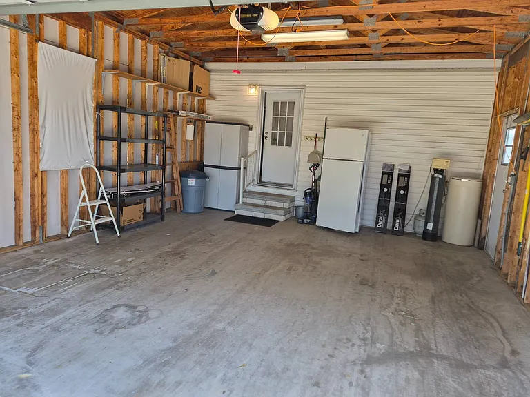 2113 Sawgrass Ln — Photo 11