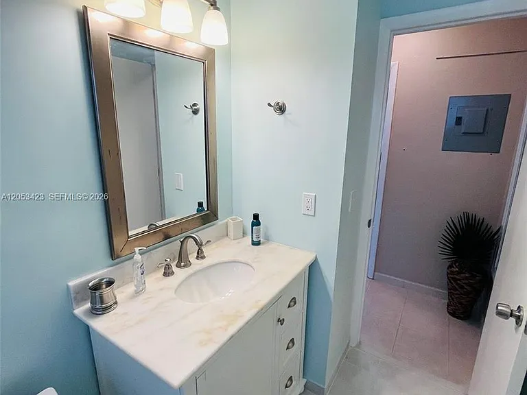 1150 Atlantic Shores Blvd #501 — Photo 28