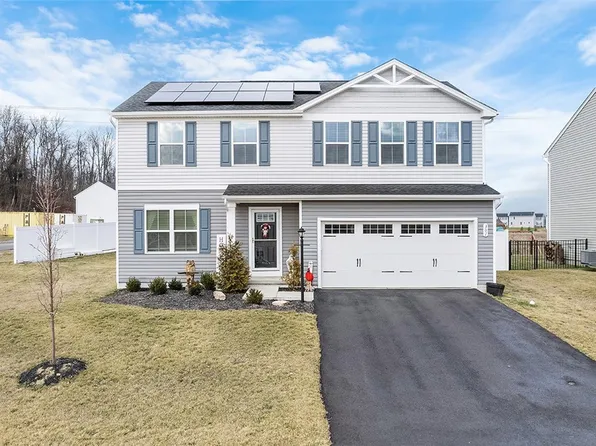 301 Ruth Ct, Imperial, PA 15126