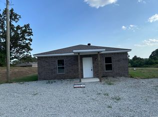 181 Romance Rd, Romance, AR 72136