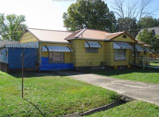 220 2nd St N, Saint Albans, WV 25177