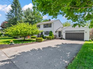 13 Locust Ln, South Berwick, ME 03908