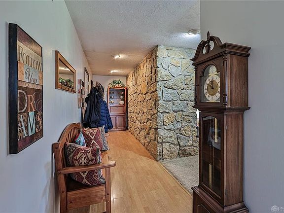 3rd image of 6895 Bejay Dr