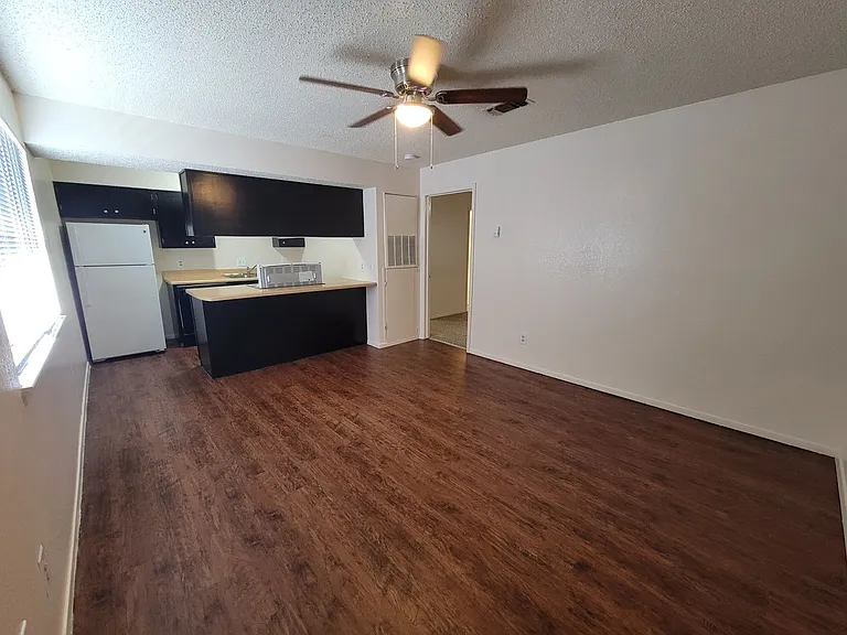 Gant Apartments — Photo 30