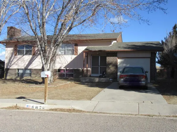6870 Millbrook Cir, Fountain, CO 80817