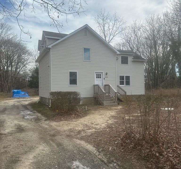 1st image of 493 Munsell Road