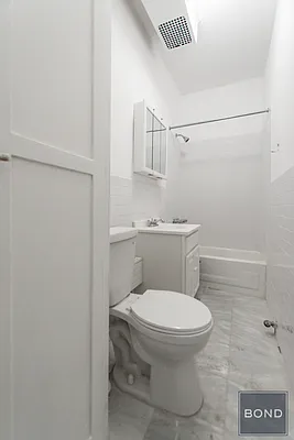 Rented by Bond New York | media 27
