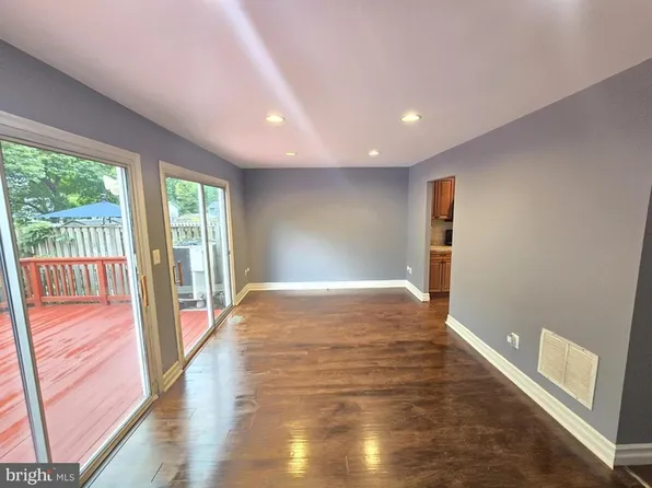 7600 Sherlock Ct, Pasadena, MD 21122