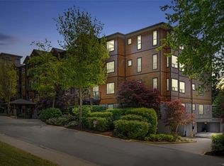 Aspen, View Royal, BC V9B 0H7