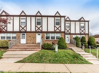 38 Stratford Dr, Budd Lake, NJ 07828