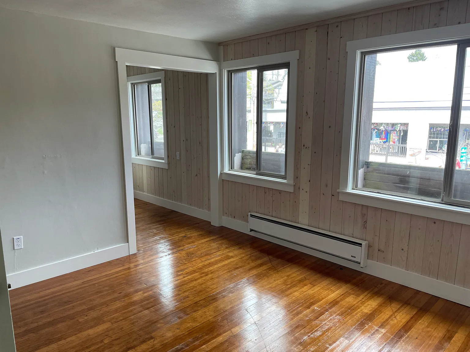 Studio, 360 sqft, $1,800 — Photo 3
