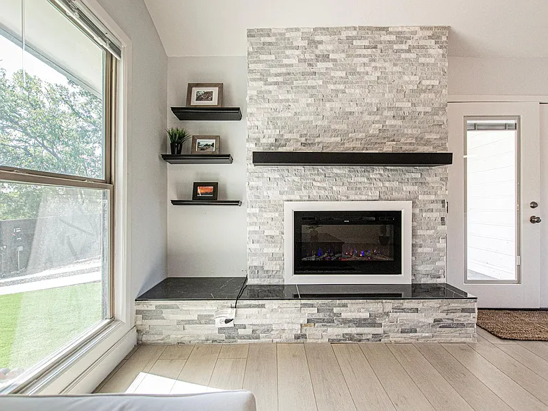 3907 Chase Cir — Photo 11