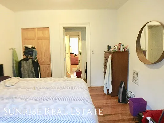 Rented by Sunrise Real Estate | media 12