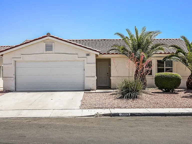 3009 Honeysuckle Ave — Photo 1