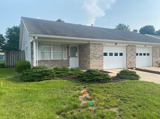 1011 Lorraine Ct, Shelbyville, IN 46176