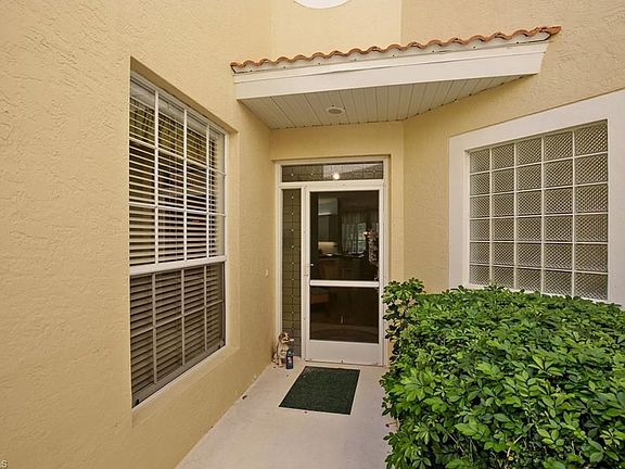 2nd image of 89 Silver Oaks Cir APT 5102