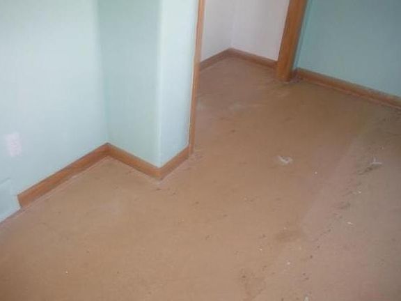 5th image of 143 Singletree Ln