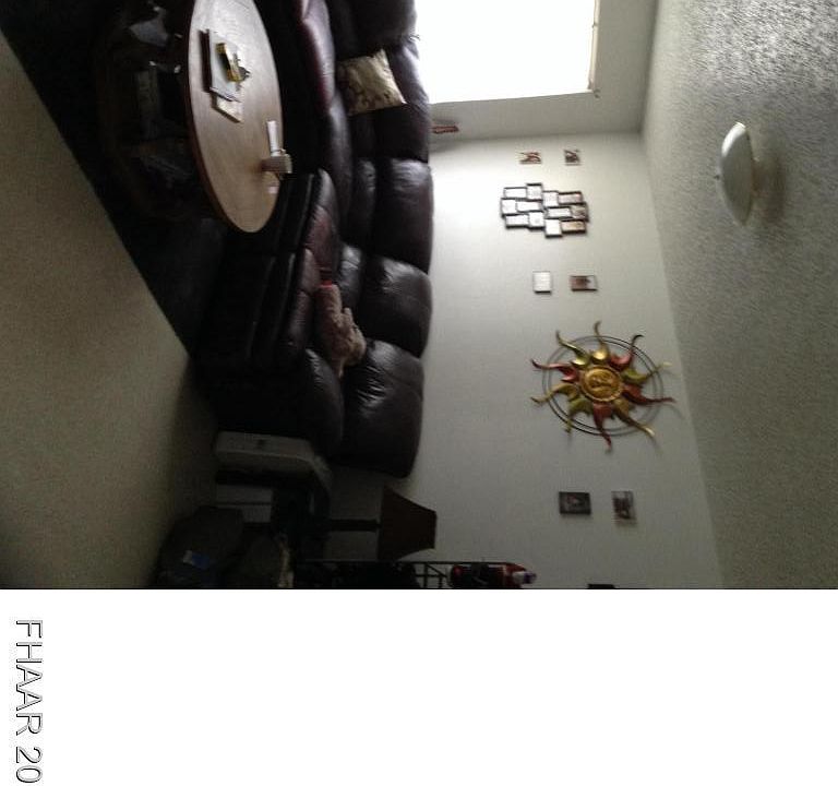 2nd image of 601 Westview Cir
