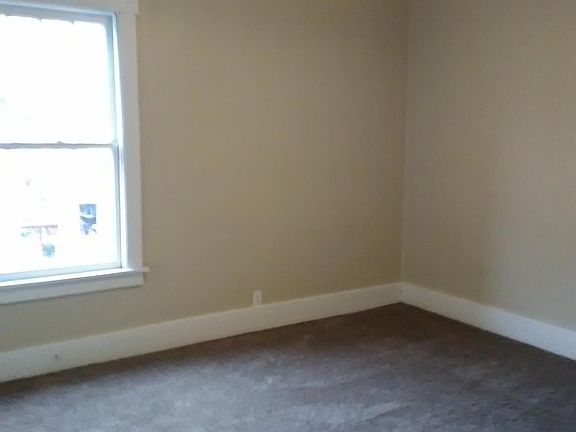 3rd image of 803 N Main St