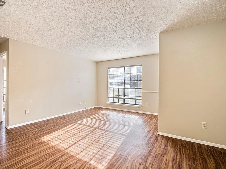 301 Craddock Ave #C — Photo 13