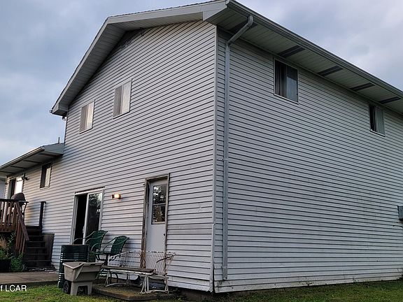 5th image of 38 Wyndgate Blvd