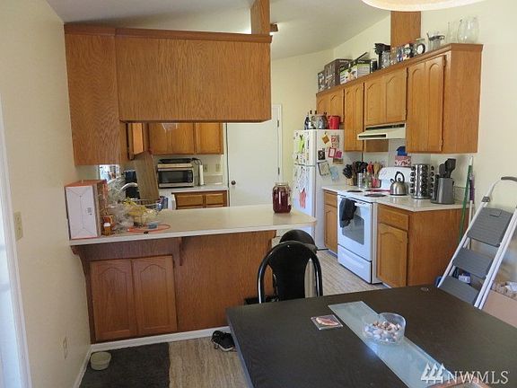 5th image of 9134 Boulder Ln SE #A