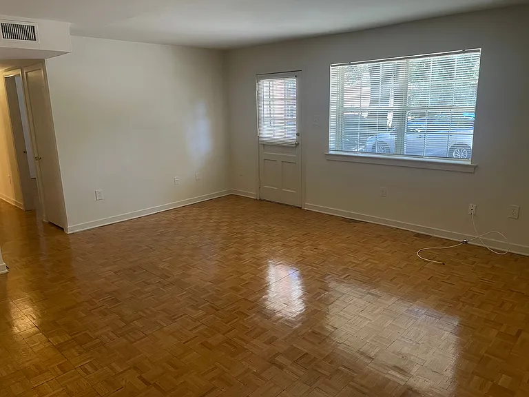 540 N Thomas St #3 — Photo 7