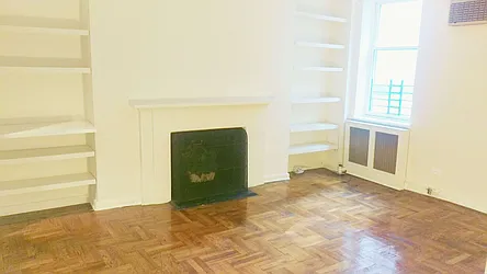 Rented by Green Line Realty