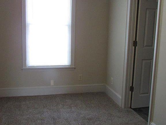 5th image of 126 Mimosa St
