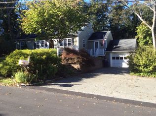 8 Meadow Rd, Sharon, MA 02067