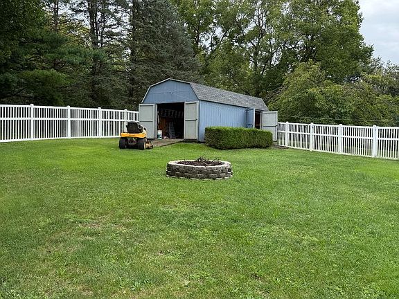 5th image of 13250 Scott Rd