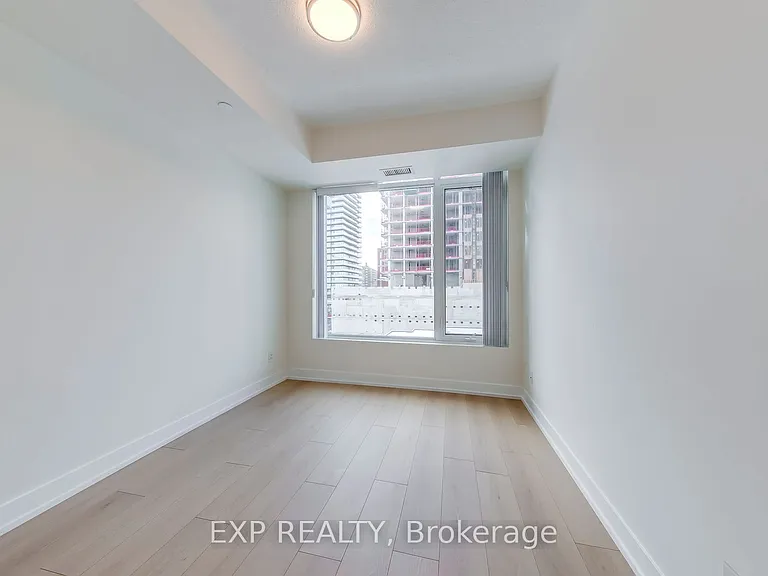 68 Merton St #610 — Photo 19