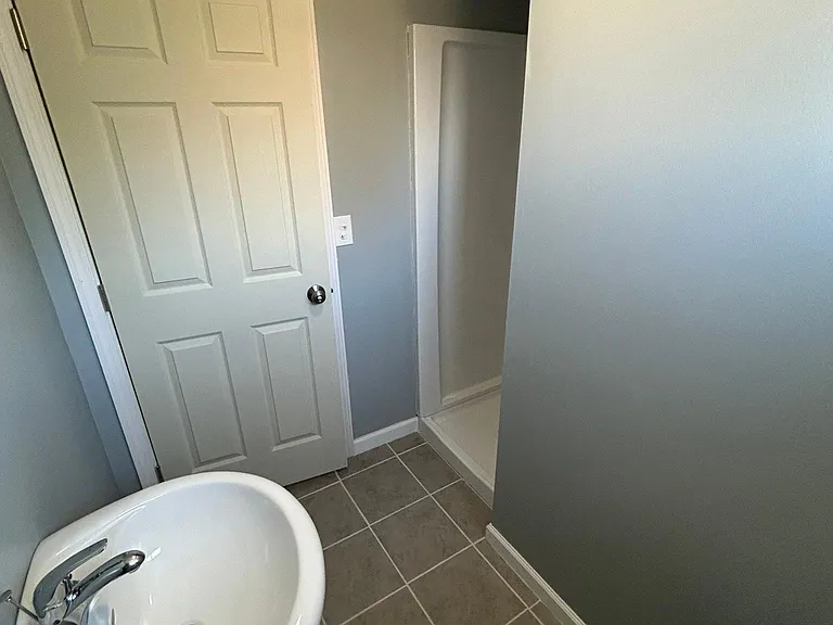 605 Kentucky Ave — Photo 12