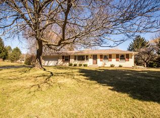 3020 Smith Dr, Brookfield, WI 53005