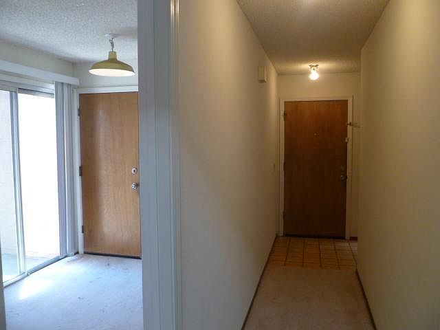 1st image of 198 Saginaw Cir