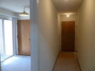 198 Saginaw Cir, Sacramento, CA